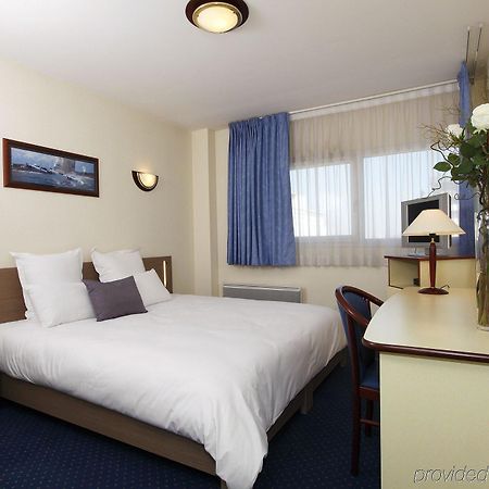 Appart'City Pontoise Cergy-Le-Haut Номер фото