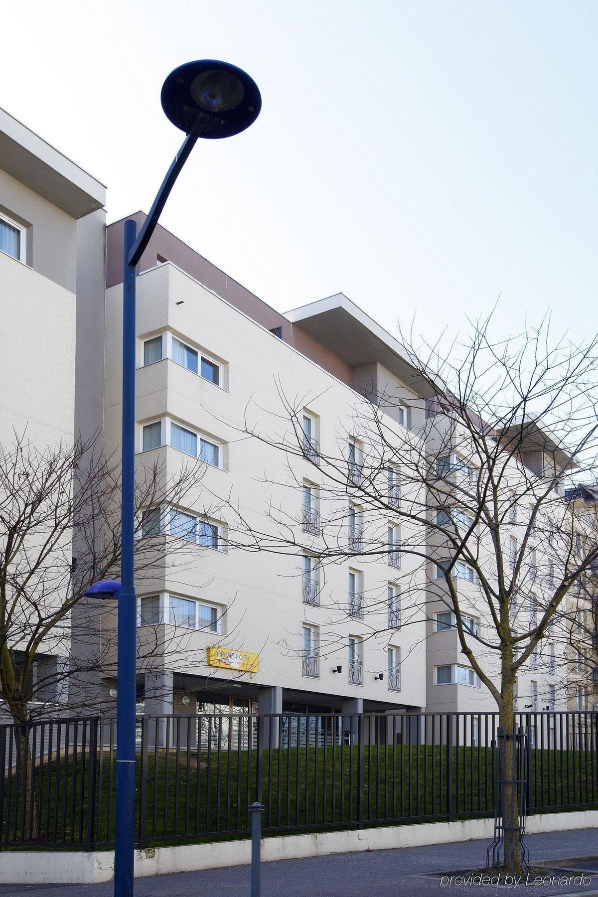 Appart'City Pontoise Cergy-Le-Haut Экстерьер фото