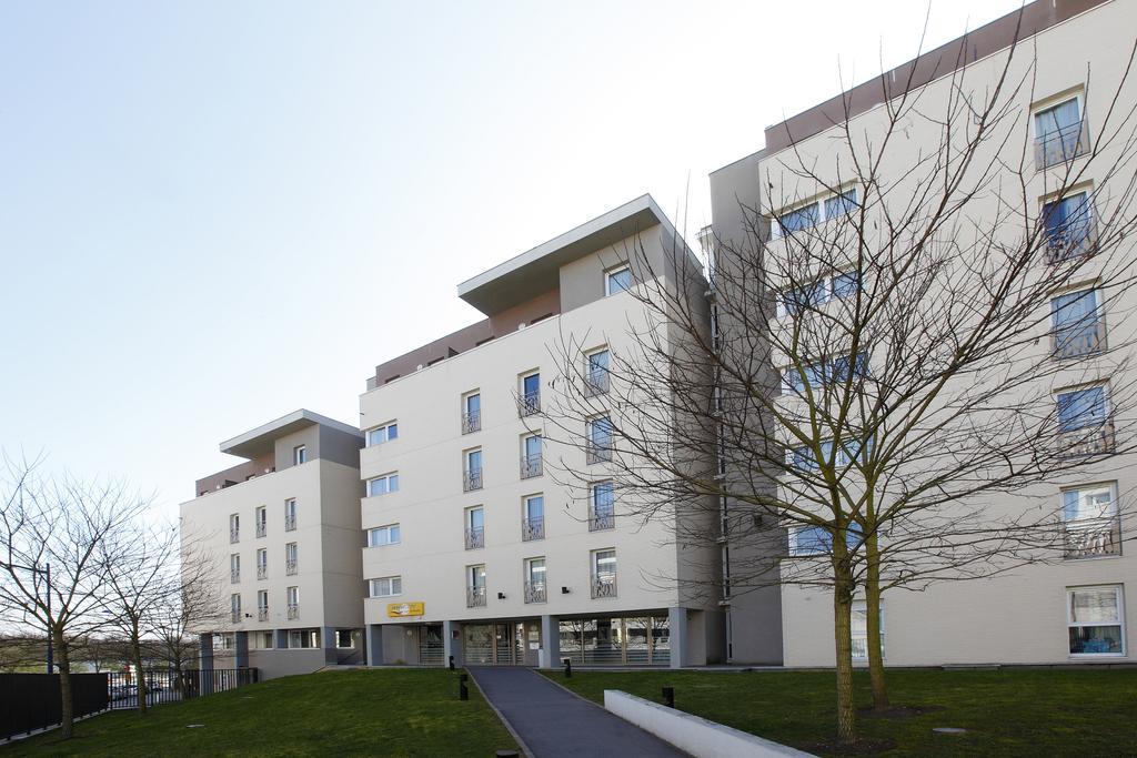 Appart'City Pontoise Cergy-Le-Haut Экстерьер фото